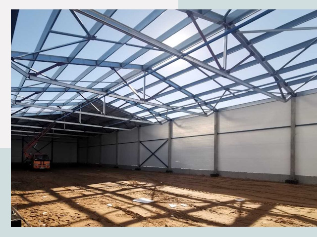 Строительство сенохранилищ в Мариинске