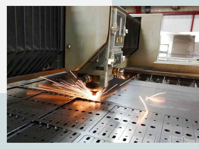 Лазерная резка металла в Мариинске от 612 руб.
